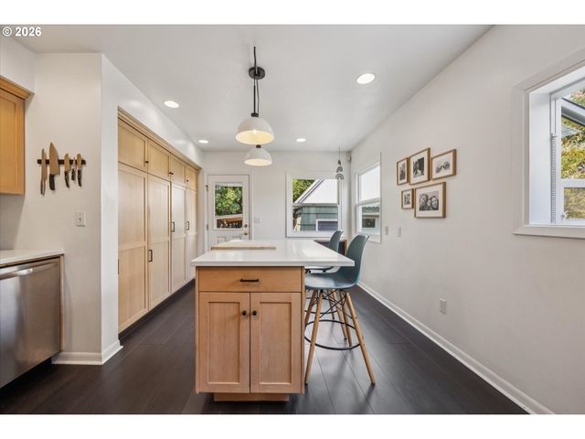 4315 Ne 64TH Ave, Portland, OR 97218