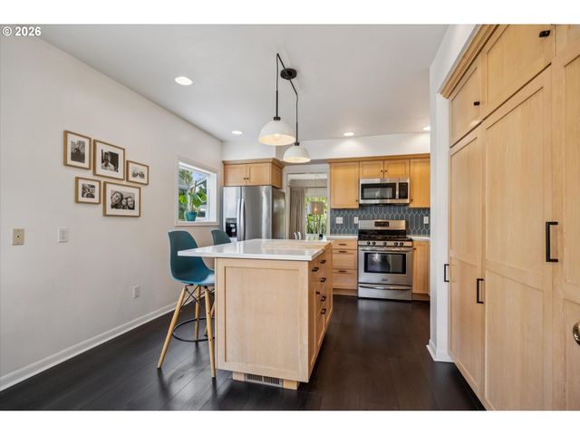 4315 Ne 64TH Ave, Portland, OR 97218