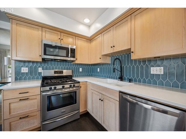 4315 Ne 64TH Ave, Portland, OR 97218