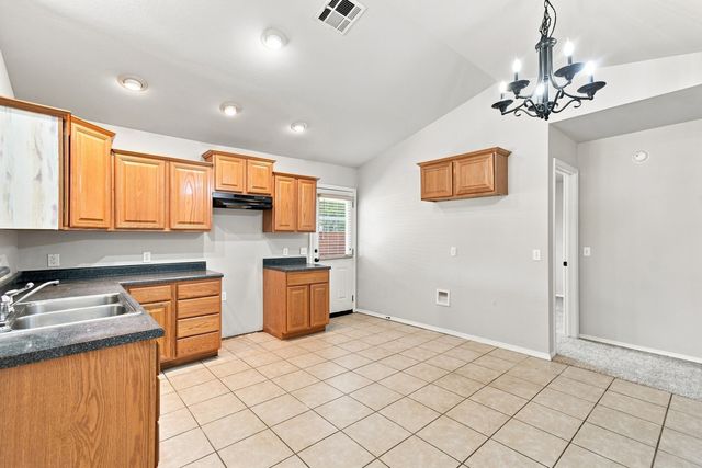 12275 S 269th East Avenue, Coweta, OK 74429