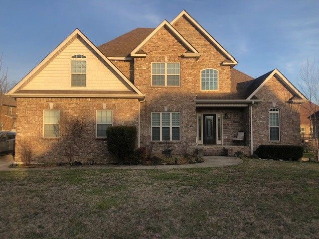 528 Piccadilly Dr, Murfreesboro, TN 37128