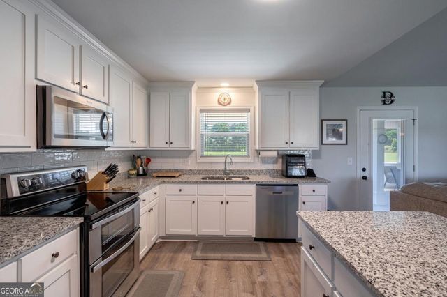 109 Creek Haven Drive, Winterville, GA 30683