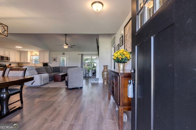 109 Creek Haven Drive, Winterville, GA 30683