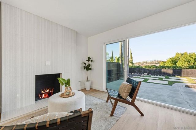 5424 Princess View Pl, San Diego, CA 92120