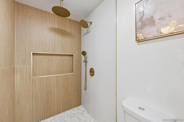 5424 Princess View Pl, San Diego, CA 92120