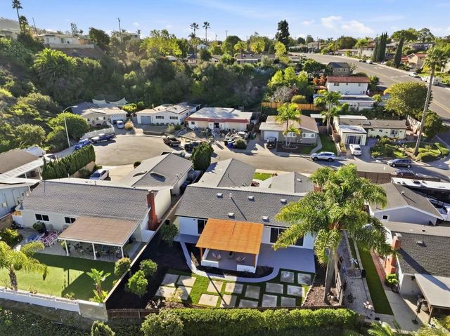 5424 Princess View Pl, San Diego, CA 92120