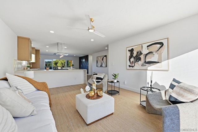 5424 Princess View Pl, San Diego, CA 92120