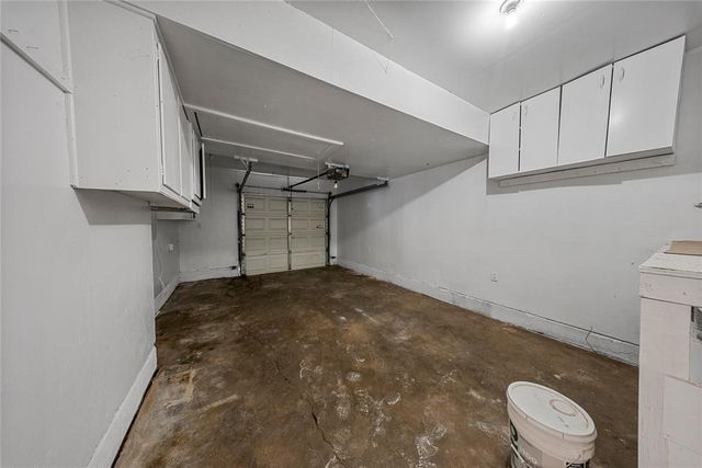 841 NW 8th Street, Moore, OK 73160