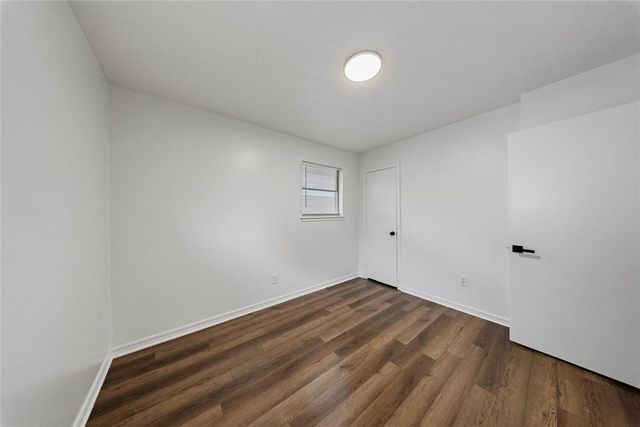 841 NW 8th Street, Moore, OK 73160