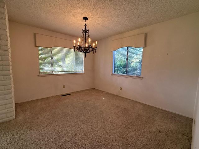 2510 W Escalon Avenue, Fresno, CA 93711