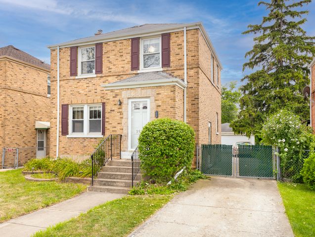 3926 N Page Avenue, Chicago, IL 60634
