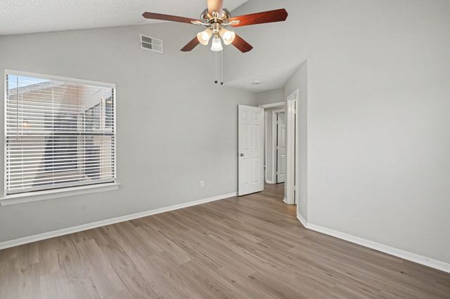 4747 Poppy Drive E, Fort Worth, TX 76137