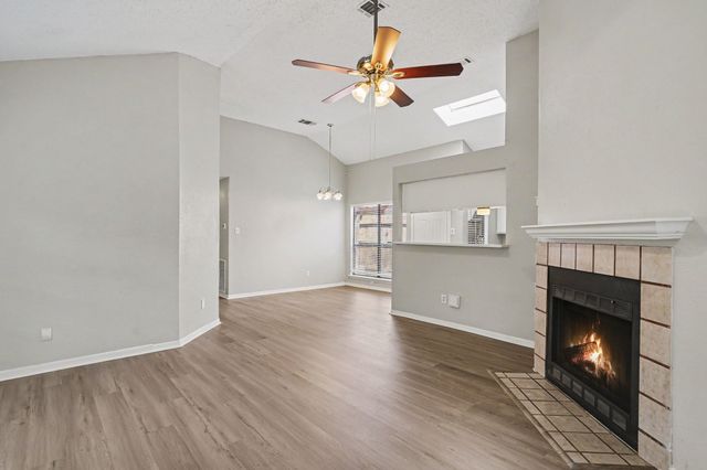4747 Poppy Drive E, Fort Worth, TX 76137