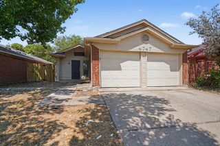 4747 Poppy Drive E, Fort Worth, TX 76137