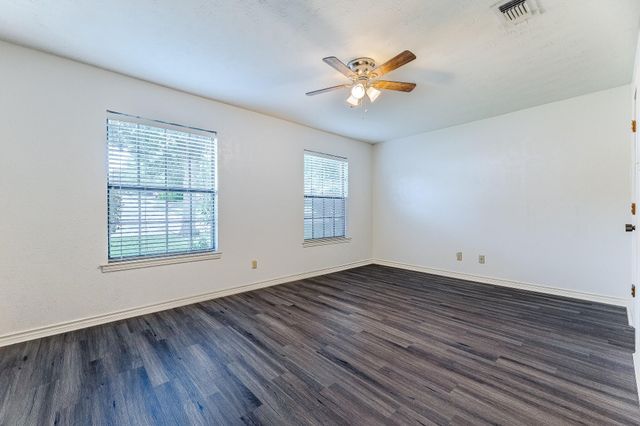 1412 Rusdell Drive, Irving, TX 75060