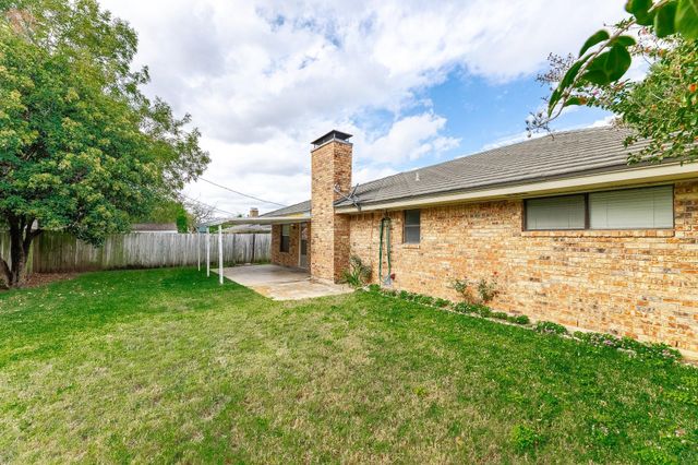 1412 Rusdell Drive, Irving, TX 75060