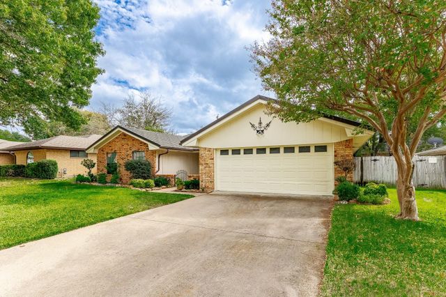 1412 Rusdell Drive, Irving, TX 75060