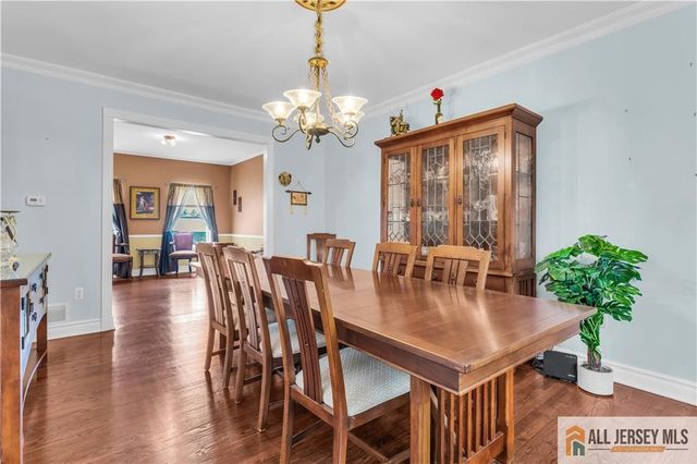 26 Carrington Court, Old Bridge, NJ 07747