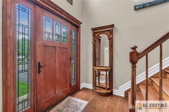26 Carrington Court, Old Bridge, NJ 07747