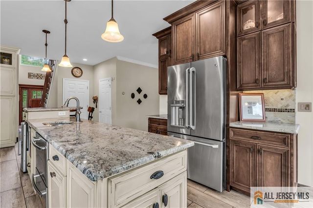 26 Carrington Court, Old Bridge, NJ 07747