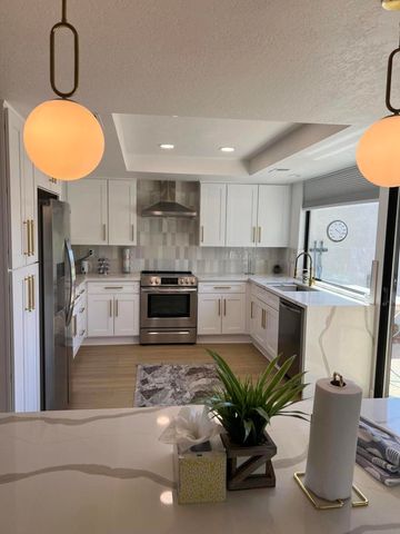 5 Don Quixote Drive, Rancho Mirage, CA 92270