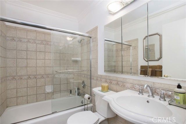 21722 Saluda, Huntington Beach, CA 92646