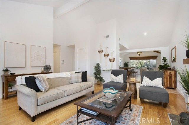 21722 Saluda, Huntington Beach, CA 92646