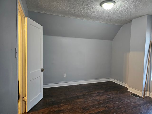 7109 S Emerald Avenue, Chicago, IL 60621