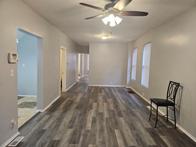 7109 S Emerald Avenue, Chicago, IL 60621