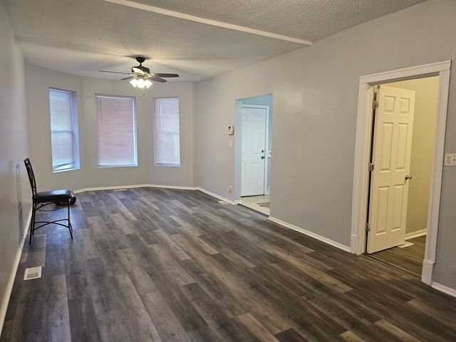 7109 S Emerald Avenue, Chicago, IL 60621