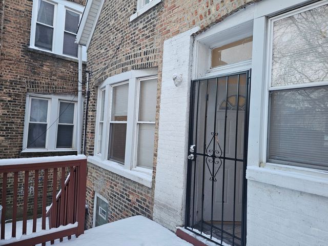 7109 S Emerald Avenue, Chicago, IL 60621
