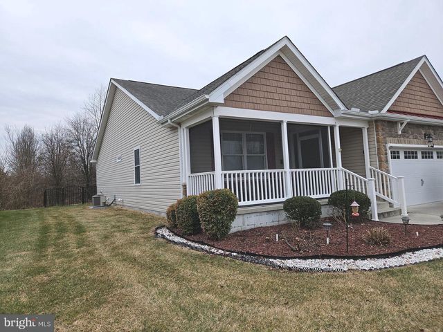 5 HARCOURT DR, Dover, DE 19901