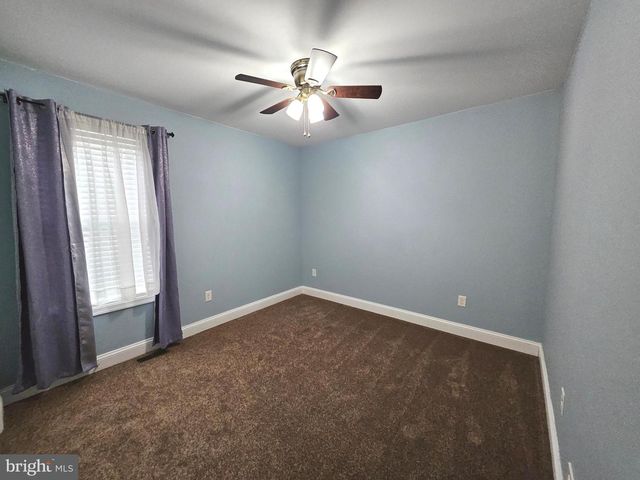 5 HARCOURT DR, Dover, DE 19901