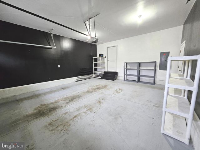 5 HARCOURT DR, Dover, DE 19901