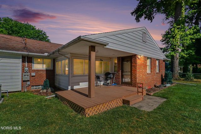 4854 Clover Lane, Toledo, OH 43623