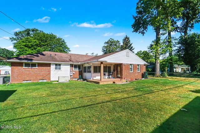 4854 Clover Lane, Toledo, OH 43623