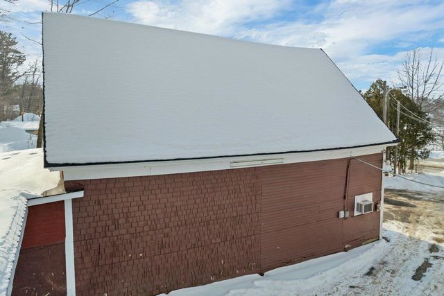 1073 Union Avenue, Laconia, NH 03246