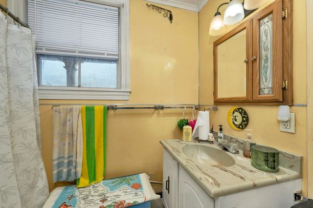 1073 Union Avenue, Laconia, NH 03246