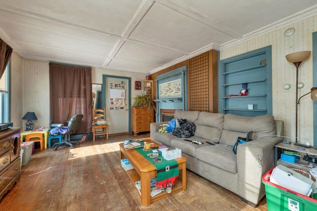 1073 Union Avenue, Laconia, NH 03246