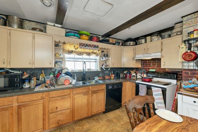 1073 Union Avenue, Laconia, NH 03246