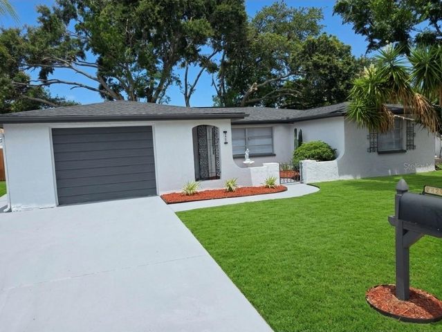 9425 GRAY FOX LANE, Port Richey, FL 34668