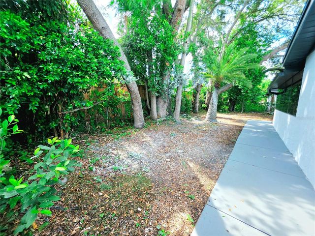 9425 GRAY FOX LANE, Port Richey, FL 34668