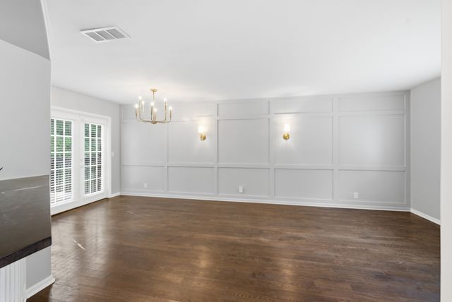 254 Summit Ridge Dr, Nashville, TN 37215
