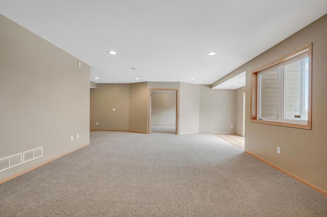 11314 163rd Street W, Lakeville, MN 55044