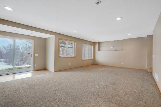 11314 163rd Street W, Lakeville, MN 55044