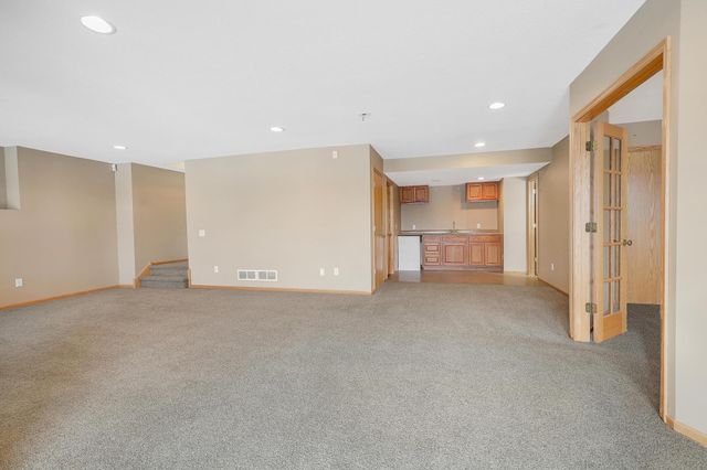 11314 163rd Street W, Lakeville, MN 55044