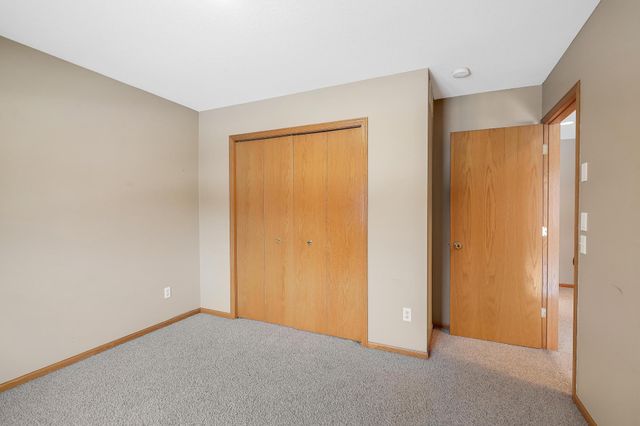 11314 163rd Street W, Lakeville, MN 55044