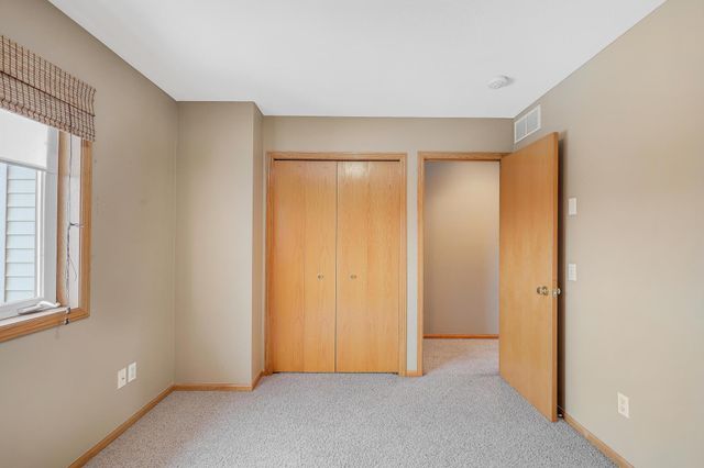 11314 163rd Street W, Lakeville, MN 55044