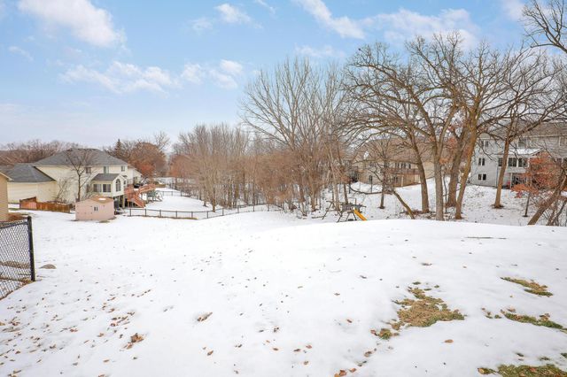 11314 163rd Street W, Lakeville, MN 55044