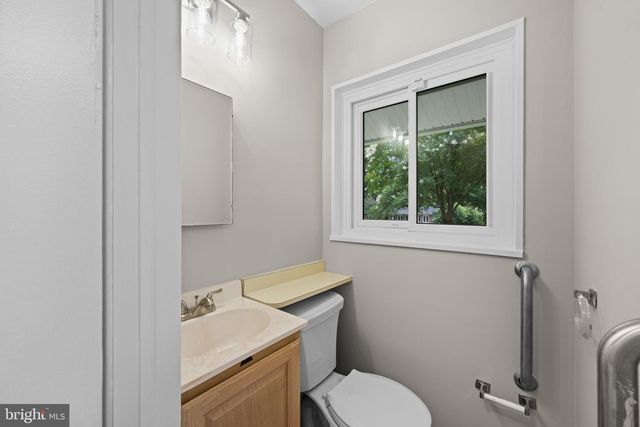 8206 CRANWOOD CT, Pikesville, MD 21208